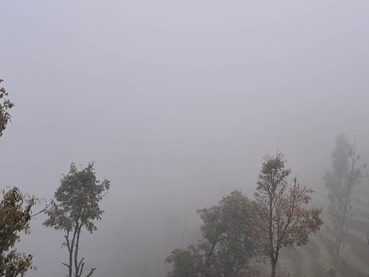 सुदूरपश्चिममा हावाहुरी र चट्याङसहित बर्षा 